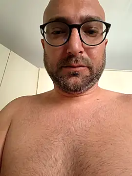 cetriolino 在線直播表演