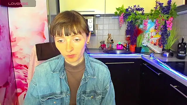 TayanaJons – Naživo XXX chat