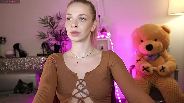 NovaHollisxn Live XXX chat