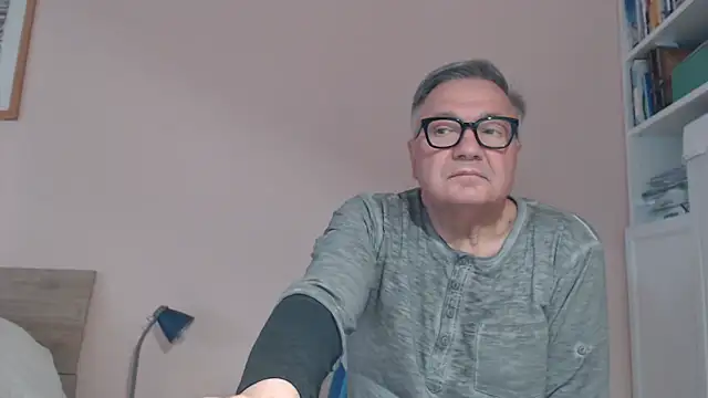 YOU6me 在線直播表演