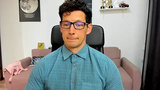 BrutusK08 Show Webcam