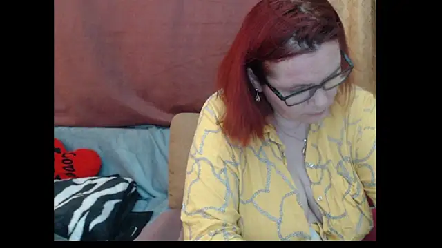 PlayfullMature Chat XXX in diretta