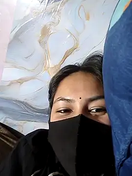 sanu_07 Adlı Modelin Canlı XXX Sohbeti