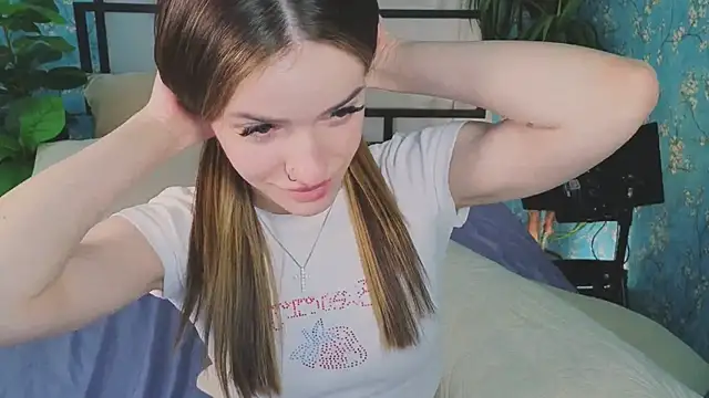 E_l_i_z_e_のライブXXXチャット