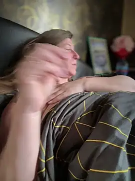 Natali_UA – Naživo XXX chat