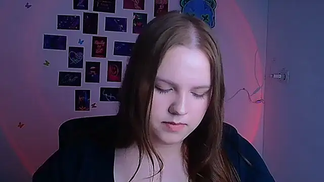 Kitty_Mia_Kitty Chat XXX live