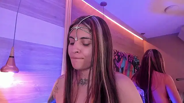 Cori_Paige 라이브 XXX 채팅