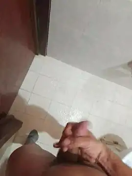 enoc369 Adlı Modelin Web Kamerası Şovu