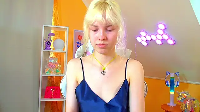 HannahHollis' Live XXX Chat