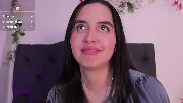 XXX chat uživo modela kaylee_lee