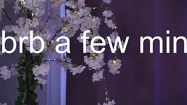 FancyEsten: διαδικτυακό σόου στην κάμερα