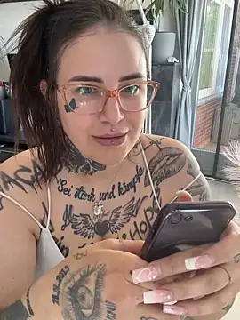 NyxTattoo – webcam-show