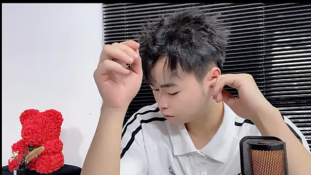 GUCCI-BOY1314 在線直播表演