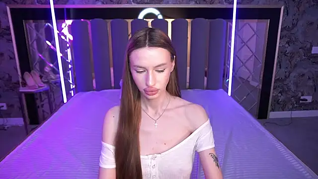 Chat +18 de Snow_WhiteeeX ao vivo