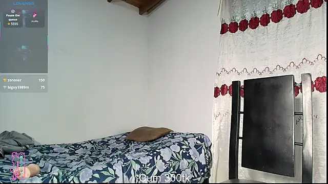 Vlad__night live XXX chat