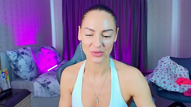 Онлайн чат XXX MalenaBelucci_