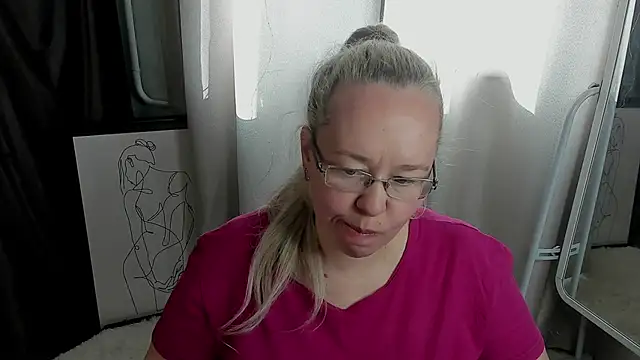 ViolaSmithh: απευθείας συνομιλία ΧΧΧ