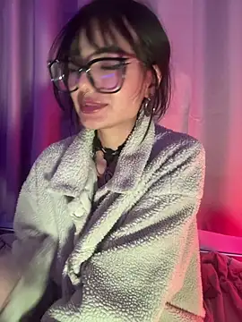 _Lucycherry লাইভ XXX চ্যাট