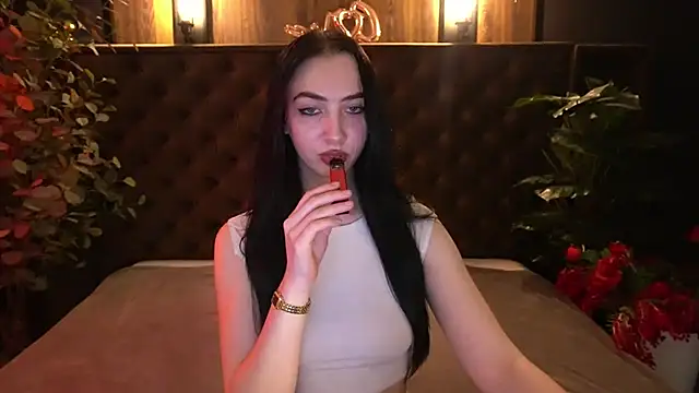 WildKittenX_'s Live XXX Chat