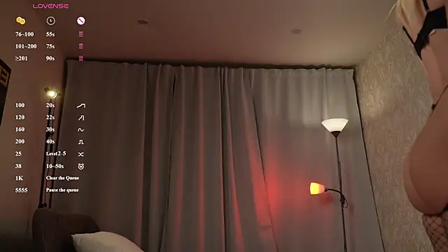 دردشة Good_Barbie الجنسية المباشرة