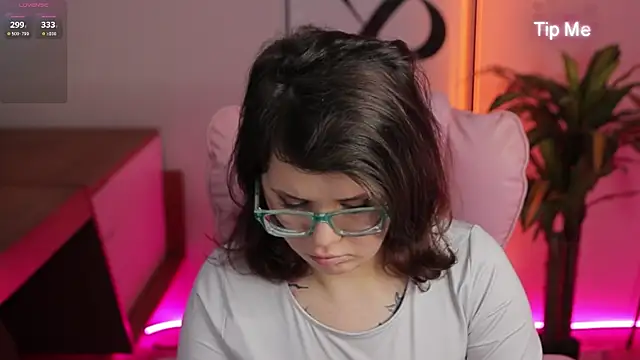 Chat XXX Live Ariell_Mini