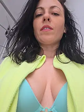 Risky_woman Live XXX Chat