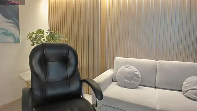 Živý XXX chat CharlotteCox_