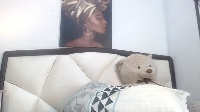 Channel_Mills' Live XXX Chat