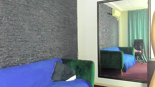 DiamondMilff Live XXX Chat