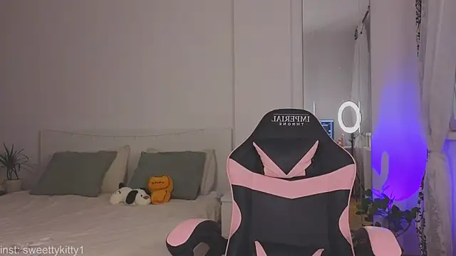 sweettykitty Chat XXX live