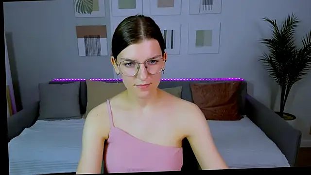 AnnaThorne 即時 XXX 聊天