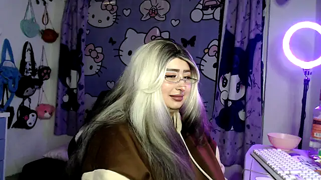 lussyevans24 – Live XXX-chat