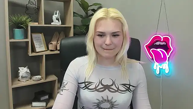 SweetLilyxo live XXX chat
