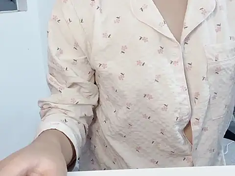 Miumiu028 在線直播表演