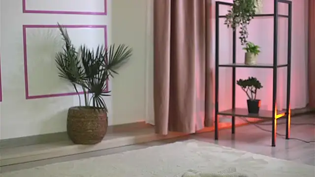 Cherrysweett Adlı Modelin Canlı XXX Sohbeti