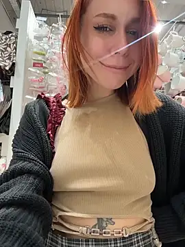 RosieSecretのライブXXXチャット