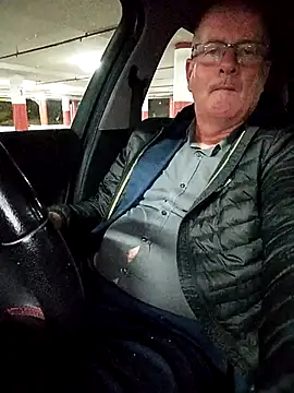 stiffandlubed@xh 现场XXX聊天