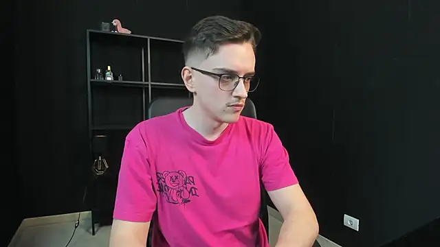 FelixStarkk 라이브 XXX 채팅