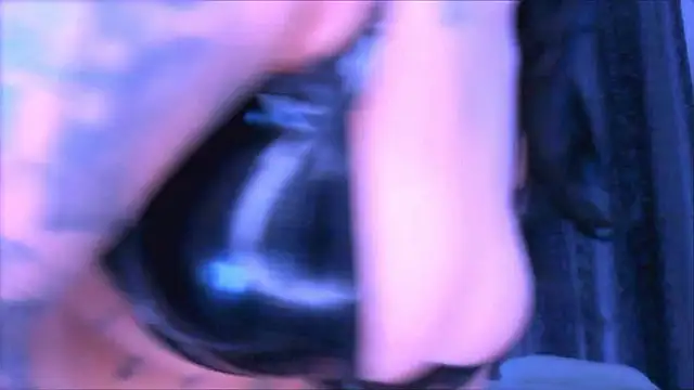 Moonamour Live XXX Chat