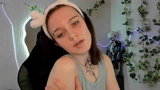 Elastikisss' Live XXX Chat