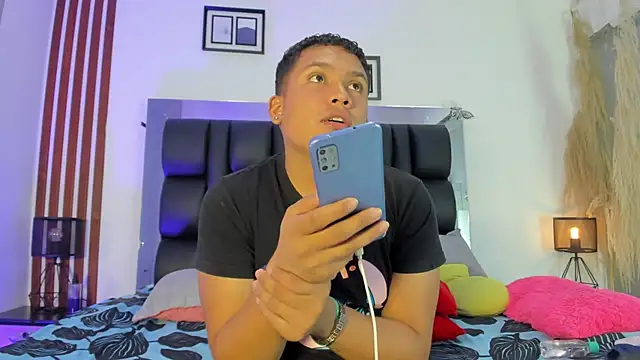 JEICK_JHONSONn Webbikameraesitys