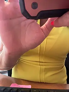 Deessenympho's Webcam Show