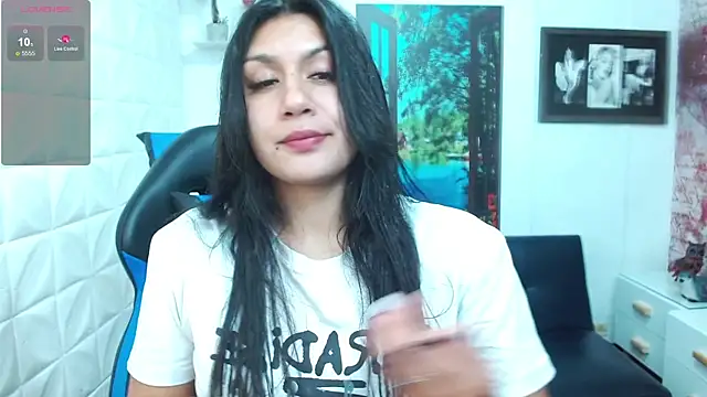 gigi_gilt_: онлайн-секс-чат