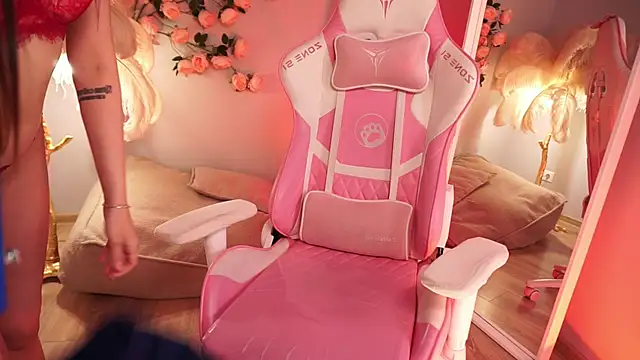 EvaBloomm's Live XXX Chat