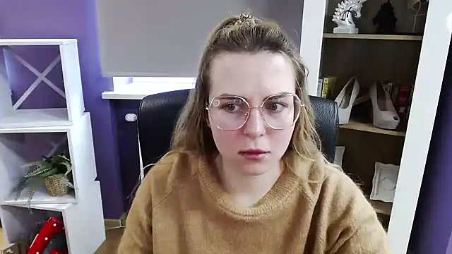 Онлайн чат XXX Zoey_Erotic