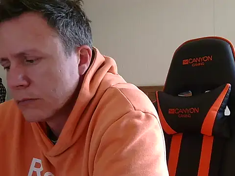 TroyDieselXXX: вебкам-шоу