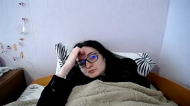 Shiny_gine's Live XXX Chat