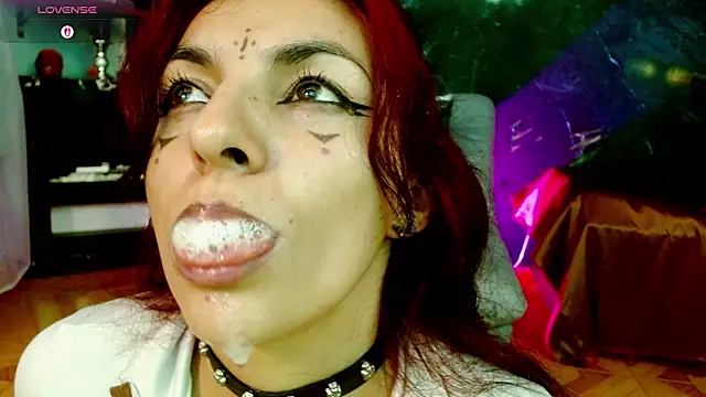 julieth_sex1 Chat XXX in diretta