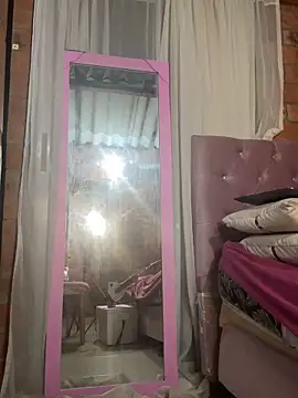 Jessyivonne – Naživo XXX chat