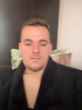 Huge_cock22cm's Webcam Show